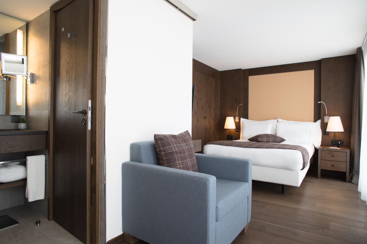 Crans Ambassador Crans-Montana Quarto foto